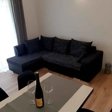 In 35929 سوبيتارسكا دراغا